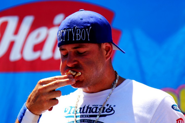 Engorged Apps and Nonsensical iOS Math