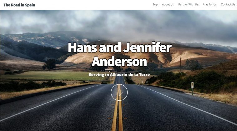 Screen shot of Road in Spain Web site, text of "Hans and Jennifer Anderson" over a road leading to mountains