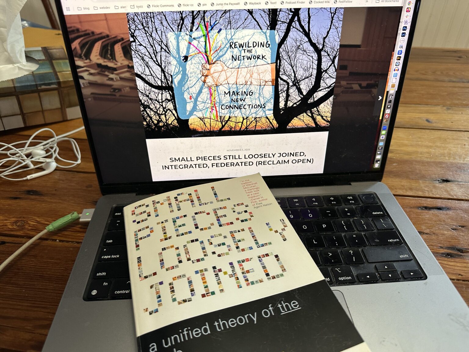 Small Pieces [Still] Loosely Joined at #ReclaimOpen25 – CogDogBlog