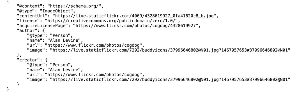 HTML source that shows all of the data fields for a flickr photo,